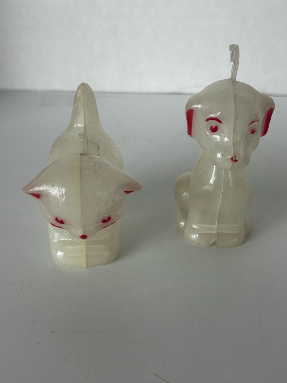 Vintage Rosbro Rosen Set Of Two Glow In The Dark Plastic Christmas Ornaments
